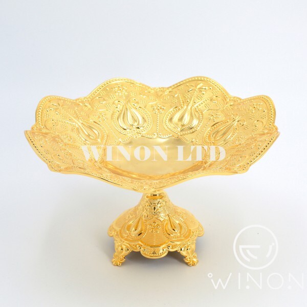Golden plated 7"round tray with small-size base