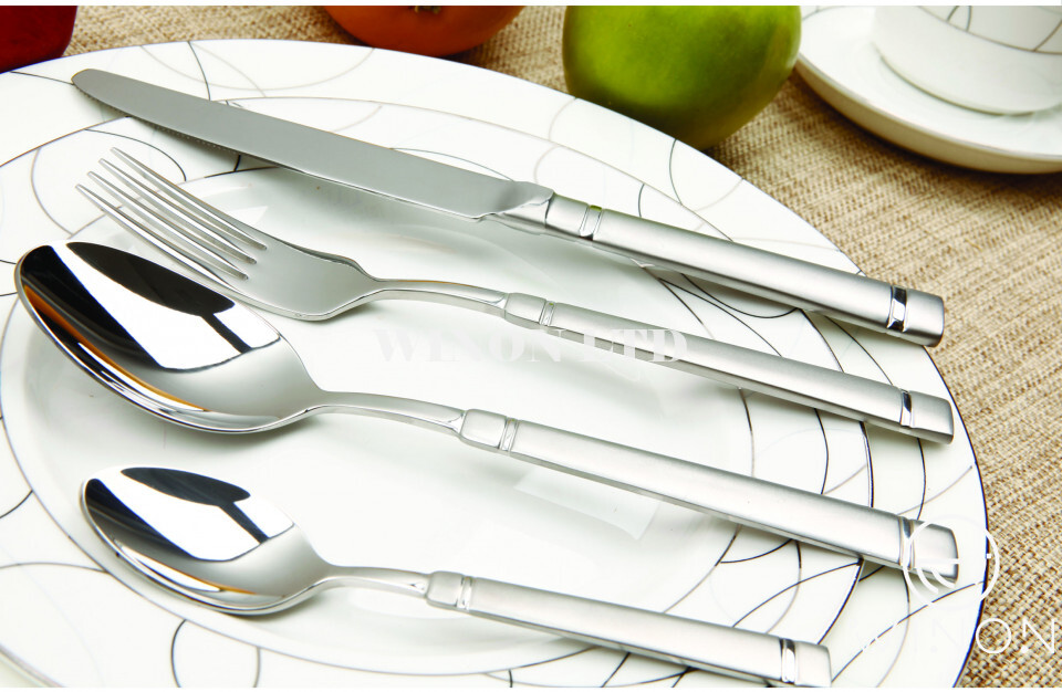 Stainless Steel Knife And Fork Set Of Four (Fili)