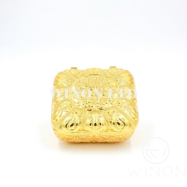 Golden plated 3"square jewel box